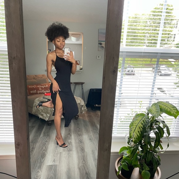 Black Sleeveless Backless Side Split Maxi Dress - Picture 13 of 16